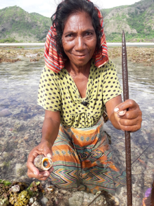 Timor_Leste_fisherwomen_c_Ariadna_Burgos_IRD.png